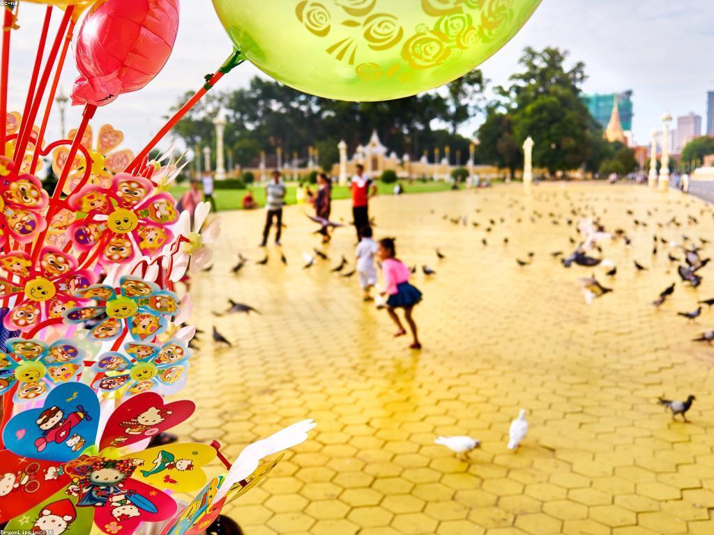 ការចូលរួមក្នុងព្រឹត្តិការណ៍ចូលឆ្នាំតាមប្រពៃណីខ្មែរ